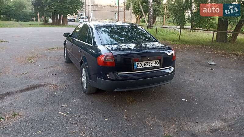 Седан Audi A6 2001 в Городке