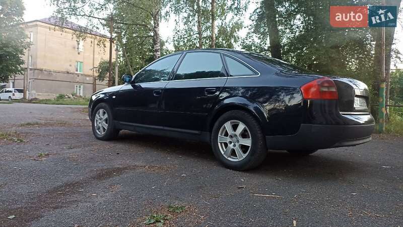 Седан Audi A6 2001 в Городке