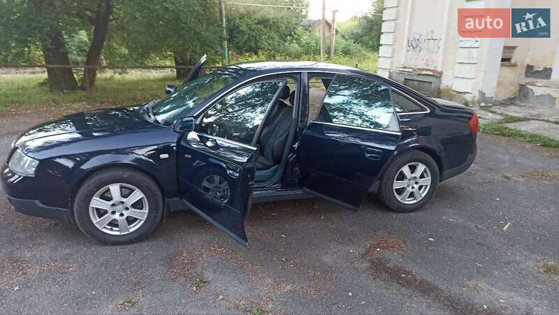 Седан Audi A6 2001 в Городке
