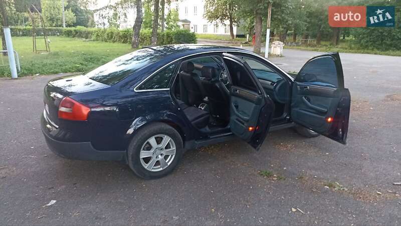 Седан Audi A6 2001 в Городке