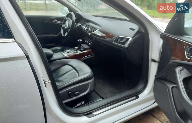 Седан Audi A6 2012 в Киеве