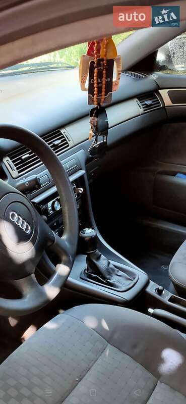 Седан Audi A6 1998 в Виноградове