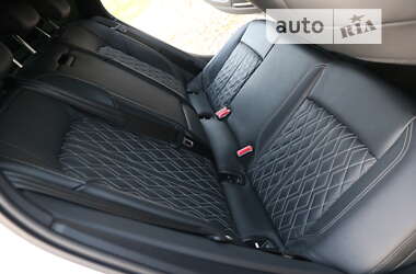 Седан Audi A6 2019 в 