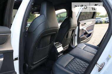 Седан Audi A6 2019 в 