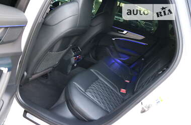 Седан Audi A6 2019 в 