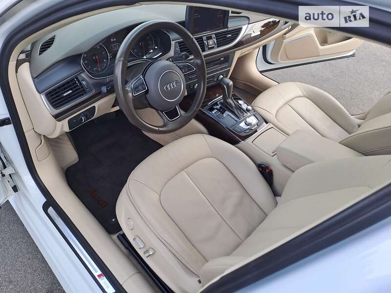 Седан Audi A6 2017 в Киеве