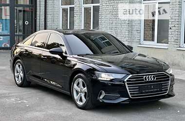 Седан Audi A6 2022 в 
