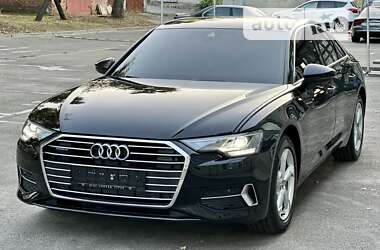 Седан Audi A6 2022 в 