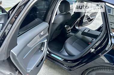 Седан Audi A6 2022 в 