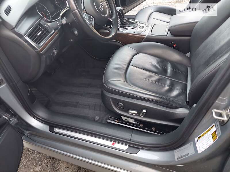 Седан Audi A6 2015 в Городищеві