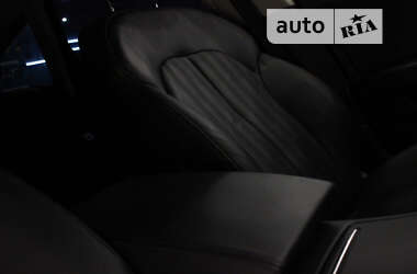 Универсал Audi A6 2018 в 
