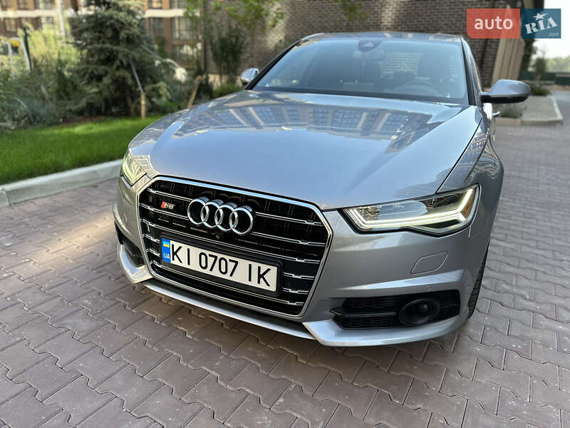 Седан Audi A6 2016 в 