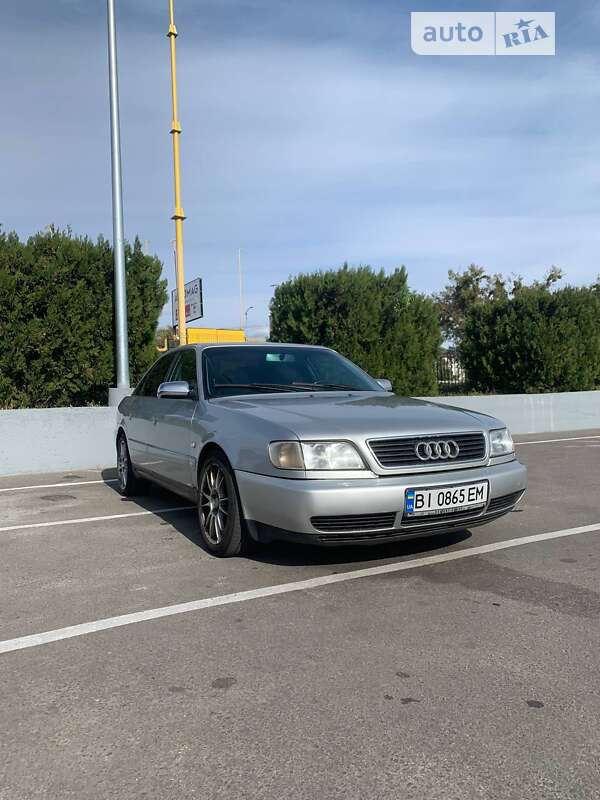 Седан Audi A6 1995 в Полтаве