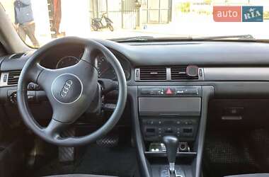 Седан Audi A6 2003 в Татарбунарах