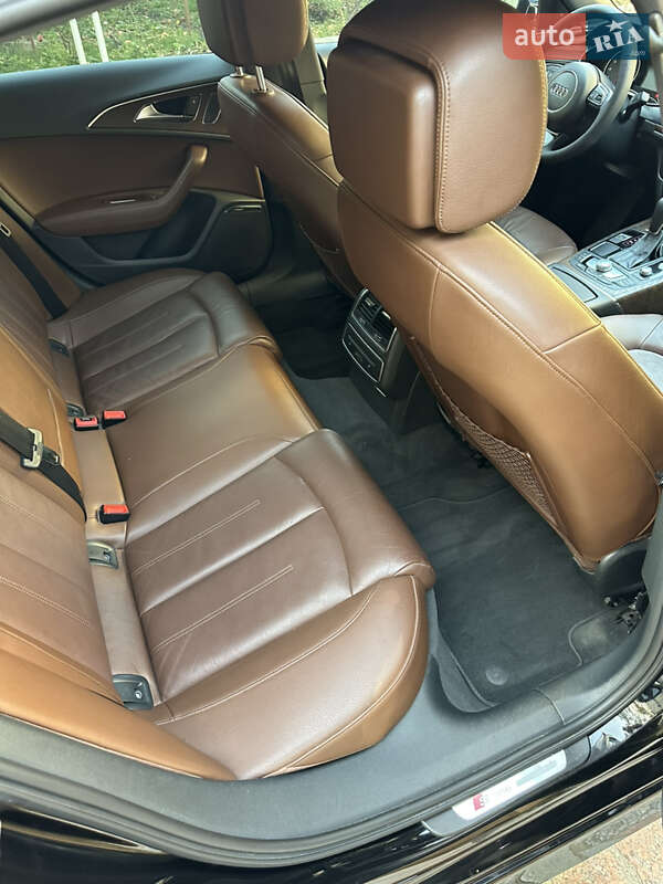 Седан Audi A6 2015 в Киеве