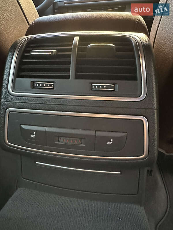 Седан Audi A6 2015 в Киеве