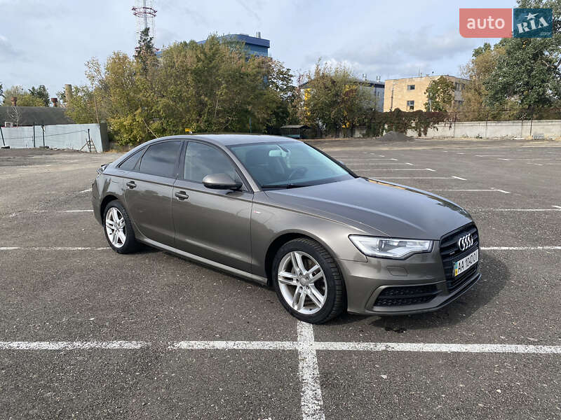 Седан Audi A6 2014 в Киеве