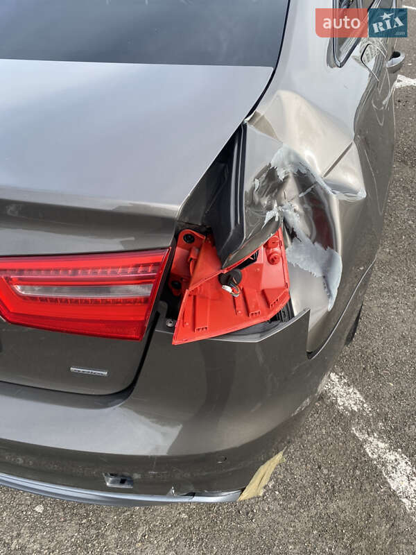 Седан Audi A6 2014 в Киеве
