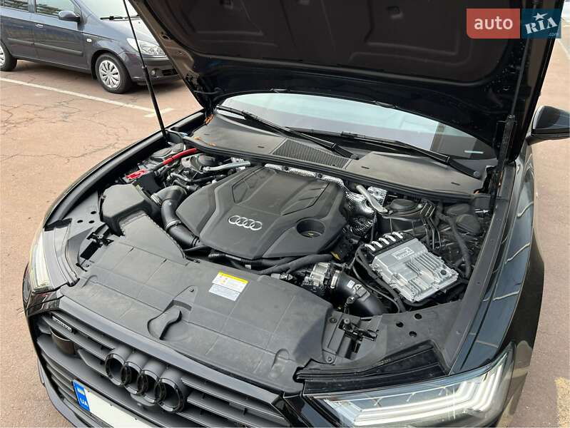Седан Audi A6 2021 в Черкасах