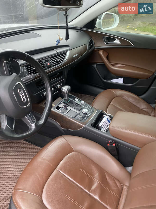 Седан Audi A6 2012 в Харькове