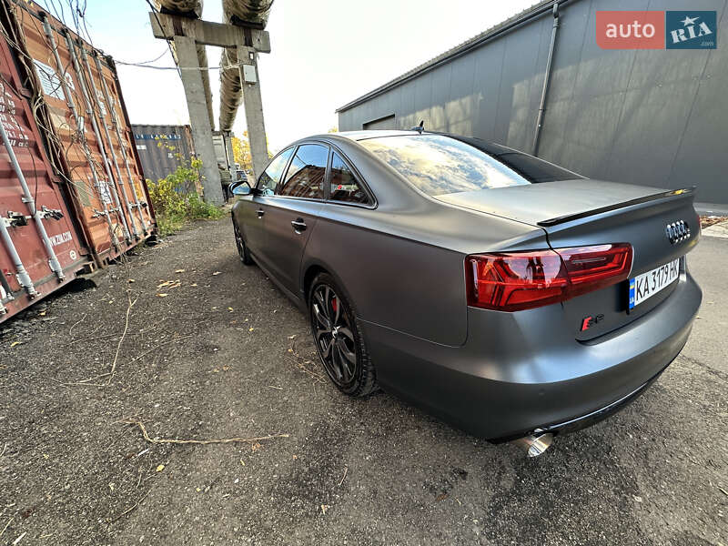 Седан Audi A6 2013 в Киеве