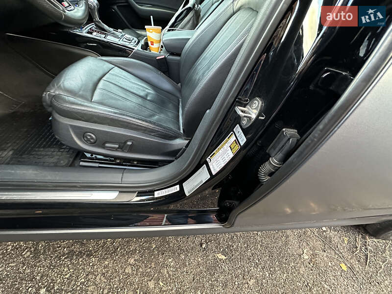 Седан Audi A6 2013 в Киеве