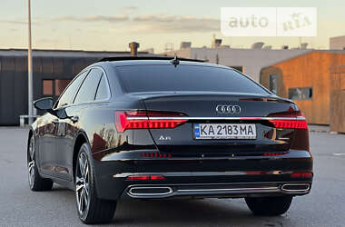 Седан Audi A6 2022 в 