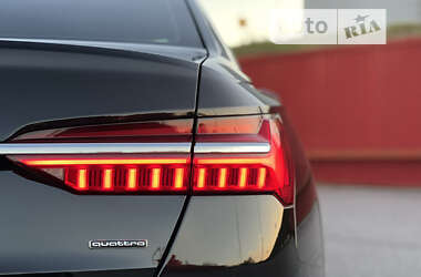 Седан Audi A6 2022 в 