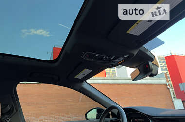 Седан Audi A6 2022 в 