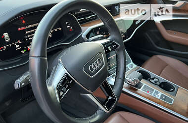 Седан Audi A6 2022 в 