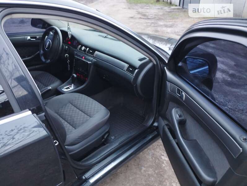 Седан Audi A6 2001 в Бобровице
