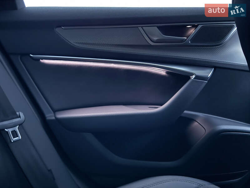 Седан Audi A6 2021 в Мукачевому