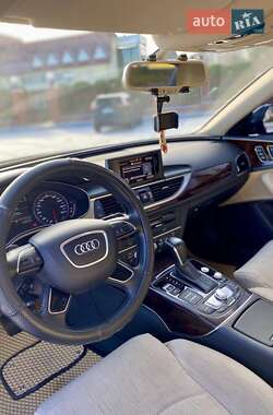 Седан Audi A6 2015 в Киеве