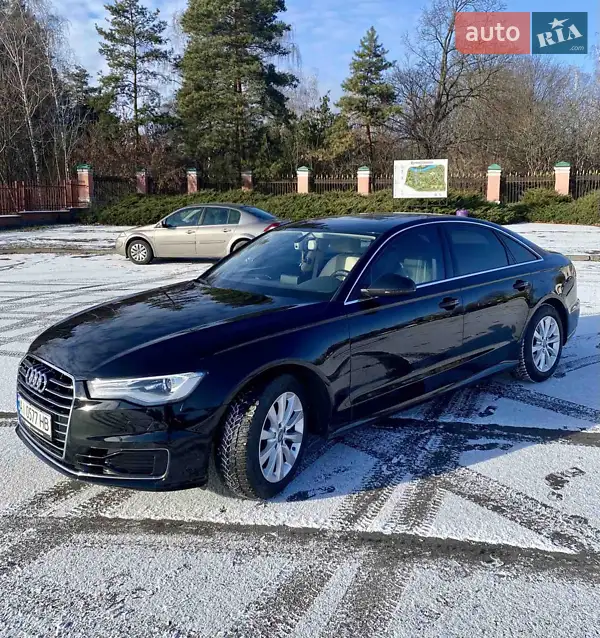 Седан Audi A6 2015 в 