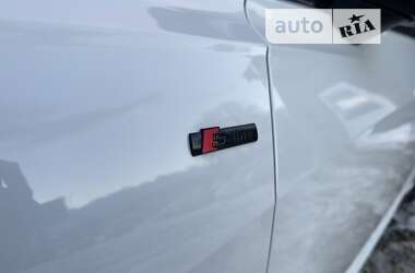 Седан Audi A6 2019 в 