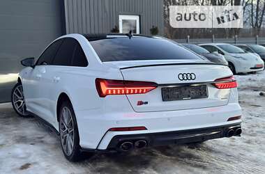 Седан Audi A6 2019 в 