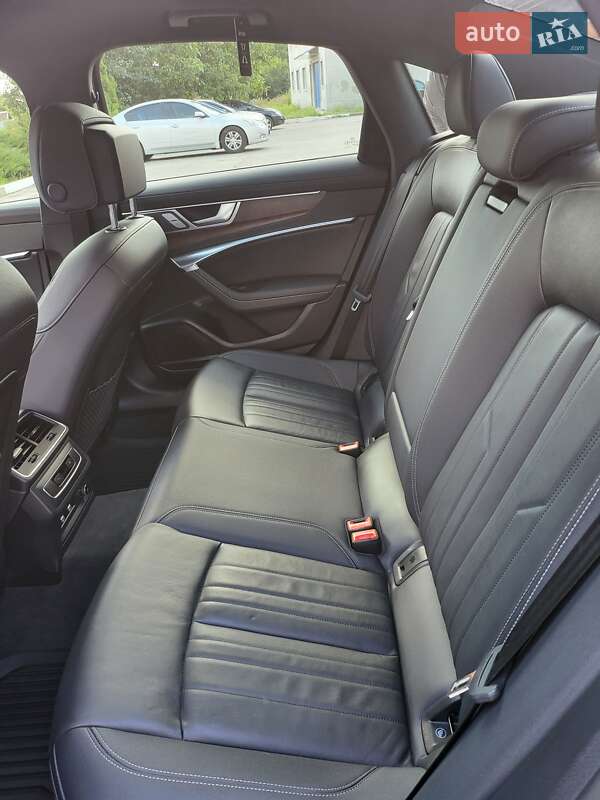 Седан Audi A6 2020 в Мукачево