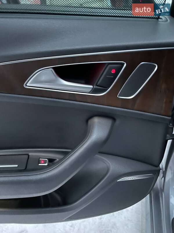 Седан Audi A6 2015 в Киеве