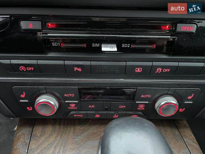 Седан Audi A6 2015 в Киеве