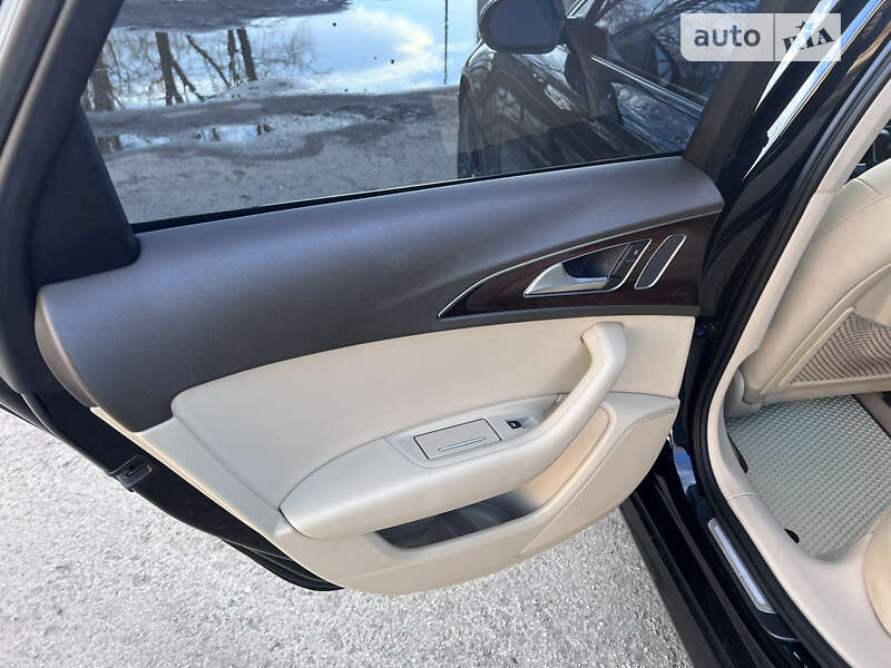 Седан Audi A6 2015 в Ивано-Франковске