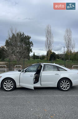 Седан Audi A6 2014 в 