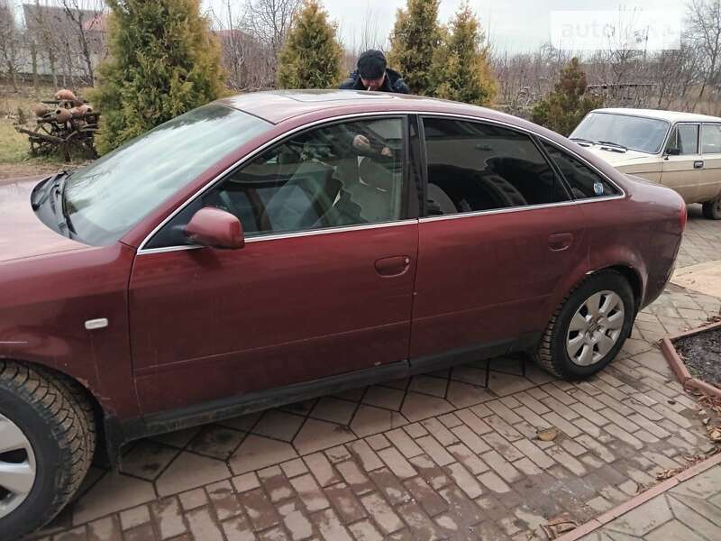 Седан Audi A6 2000 в Чернівцях