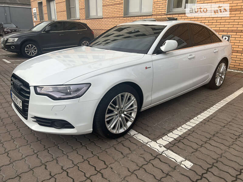 Седан Audi A6 2011 в Киеве