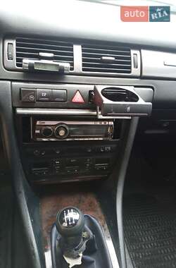 Седан Audi A6 1999 в 
