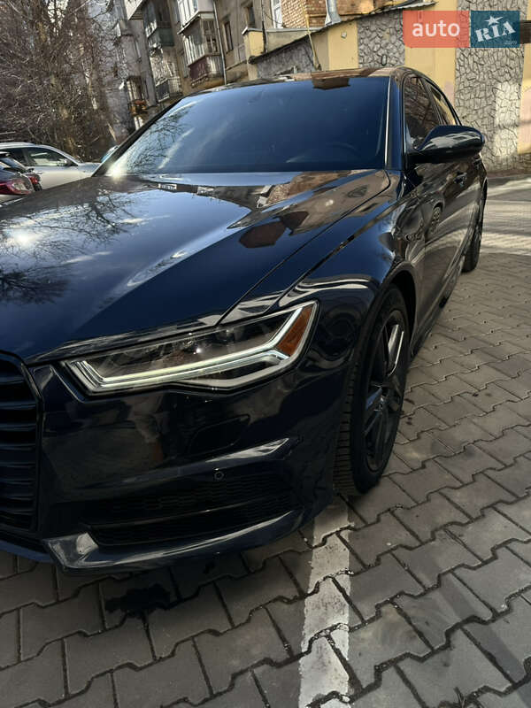Седан Audi A6 2015 в Чернівцях
