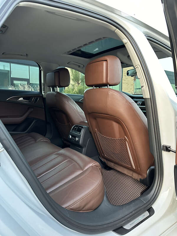 Седан Audi A6 2015 в Хмельницком