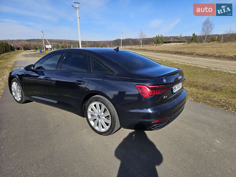 Седан Audi A6 2019 в Чернівцях