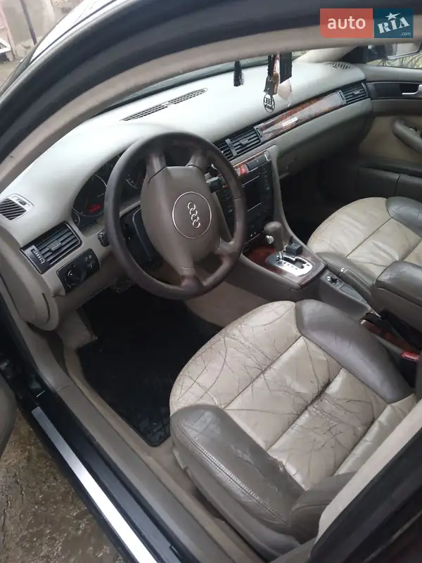 Универсал Audi A6 2002 в 