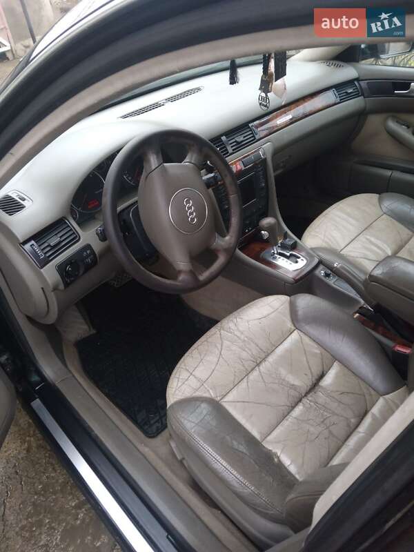 Универсал Audi A6 2002 в Ивановке