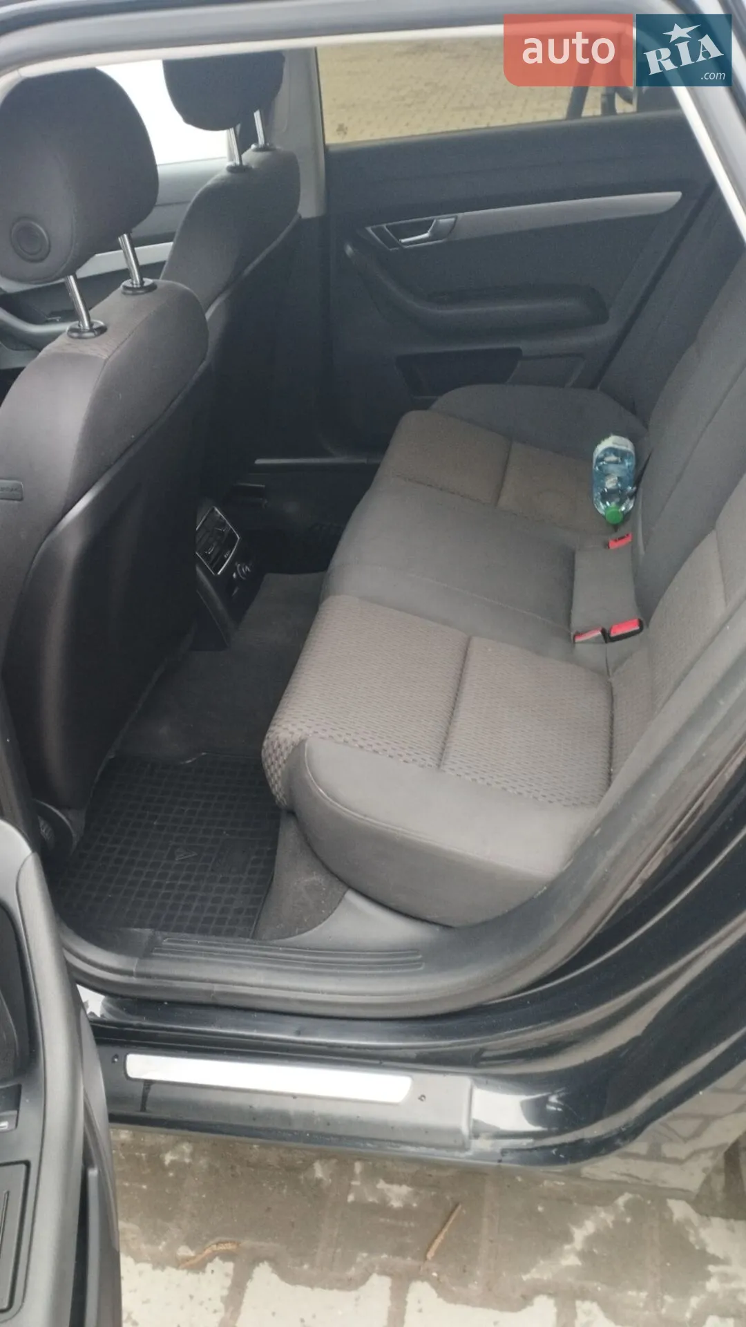 2010 Audi A6 - мініатюра 18